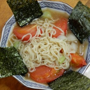 トマトラーメン